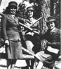 3marinewomen.jpg